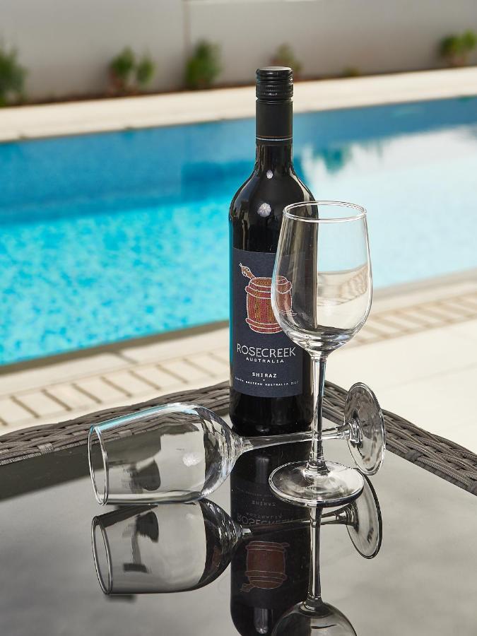 Angie Luxury Beach Villas Айя-Напа Экстерьер фото
